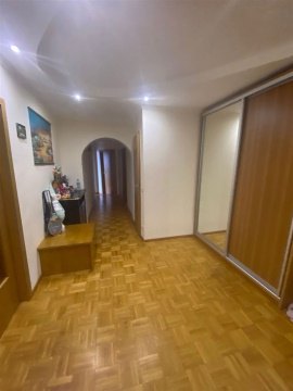 4-к квартира, 13/17 эт., 89м²