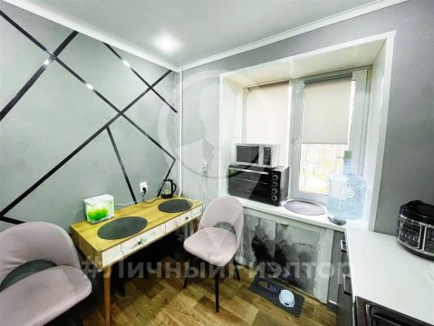 1-к квартира, 4/5 эт., 30м²