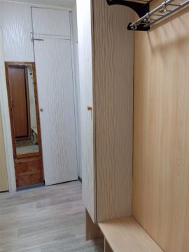 2-к квартира, 4/5 эт., 58м²