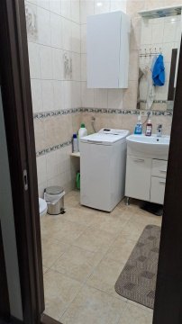 3-к квартира, 2/3 эт., 66м²